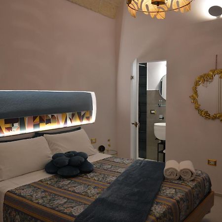 Lovely & Chic Rooms Nei Sassi 마테라 외부 사진